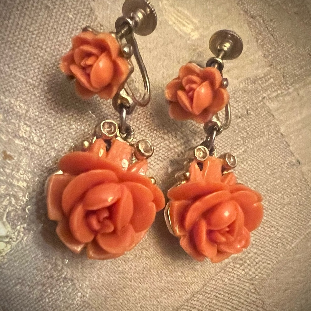 Vintage 1960’s Carved Faux Coral Rose Screw Back Earrings Stamped Japan